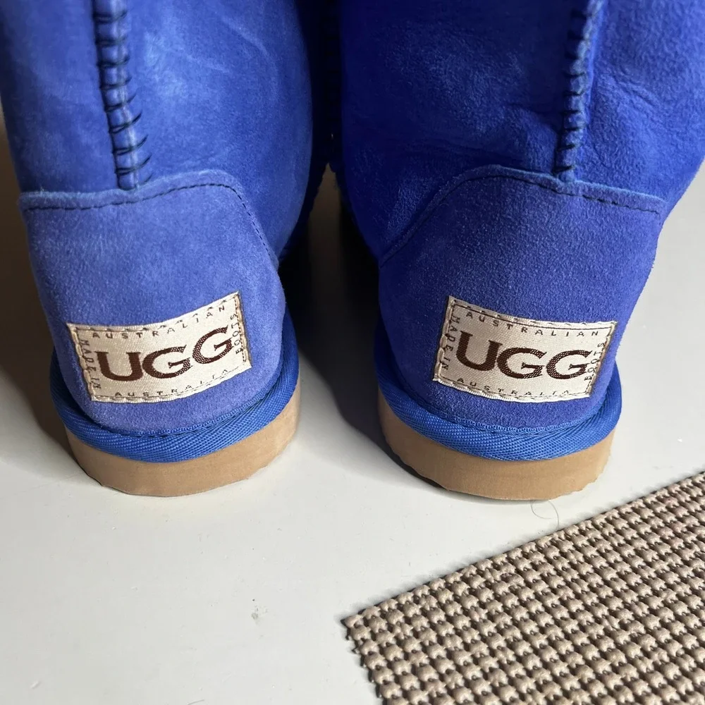 UGG Australian Boots Classic Short Electric Blue Sheepskin Suede Womens 10